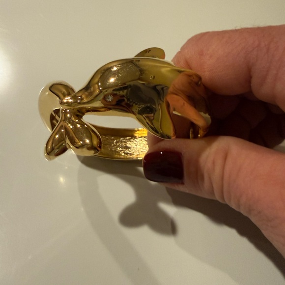 Gold Dolphin & Heart Bracelet - Picture 2 of 3